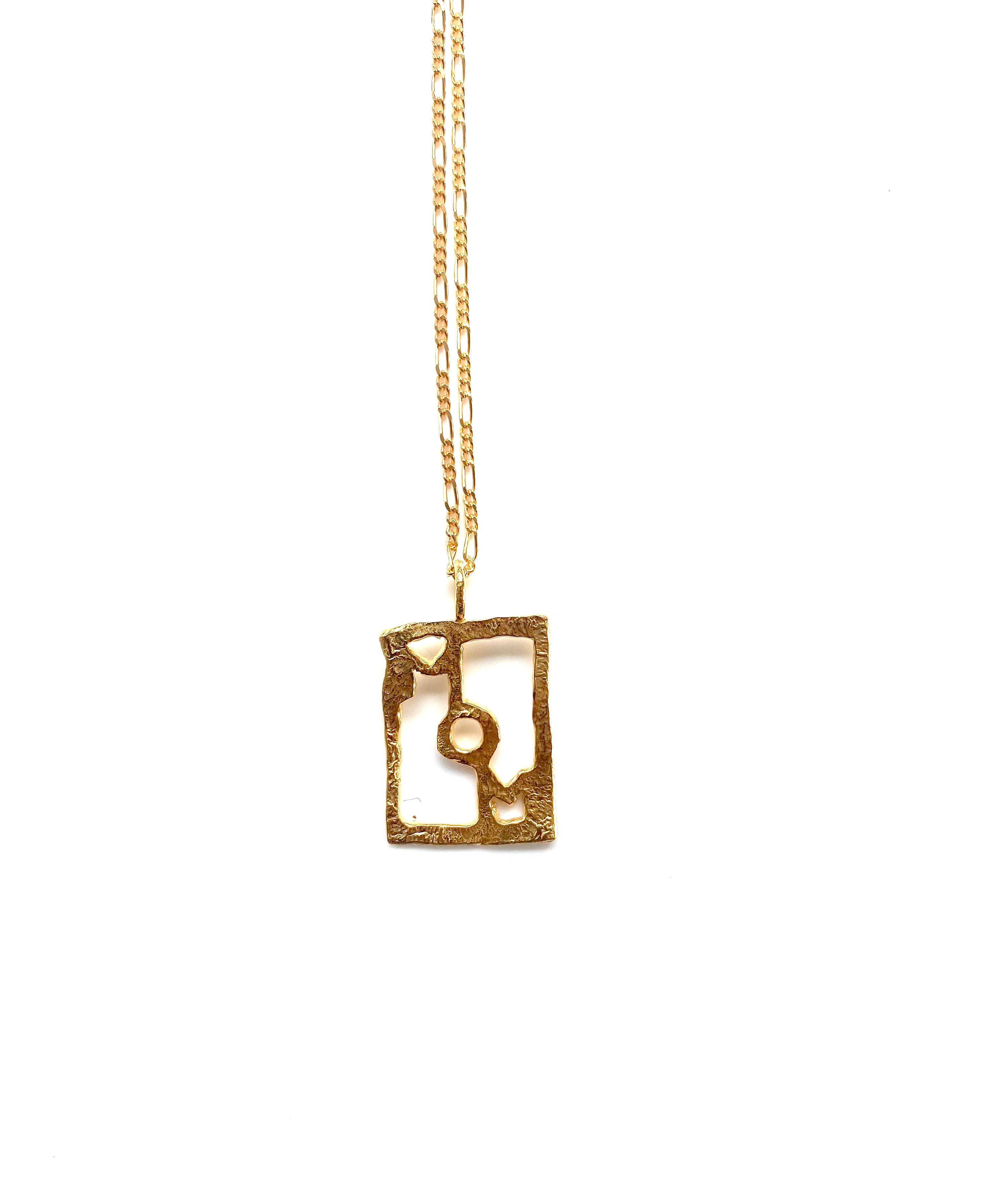 MOM necklace